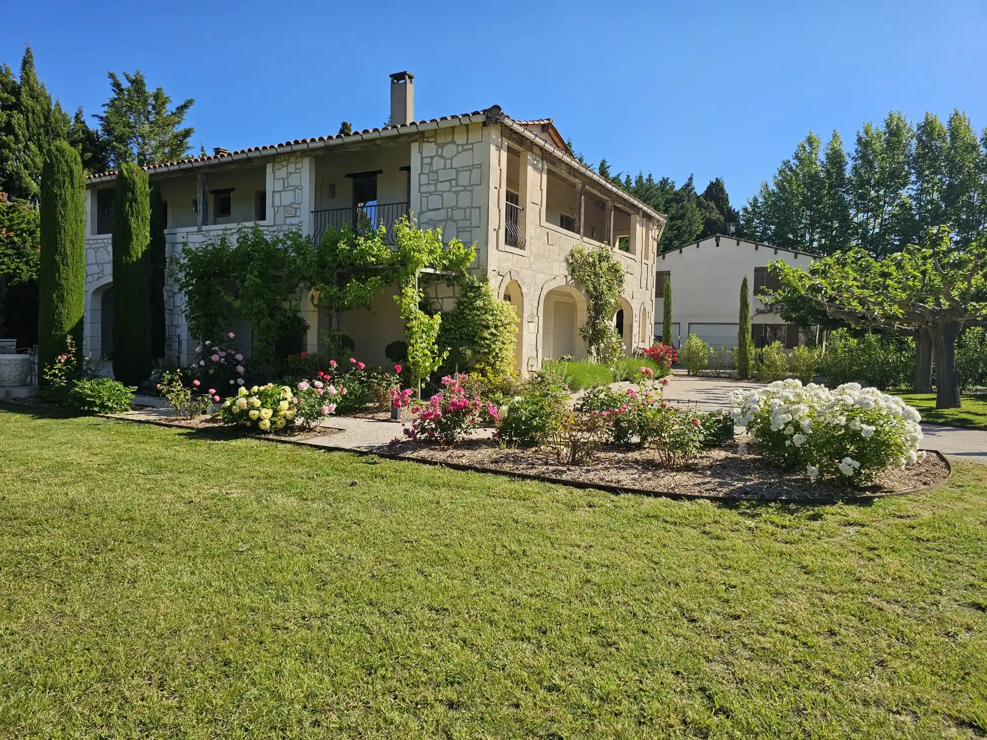 Réalisation paysagiste Saint-Rémy-de-Provence 35