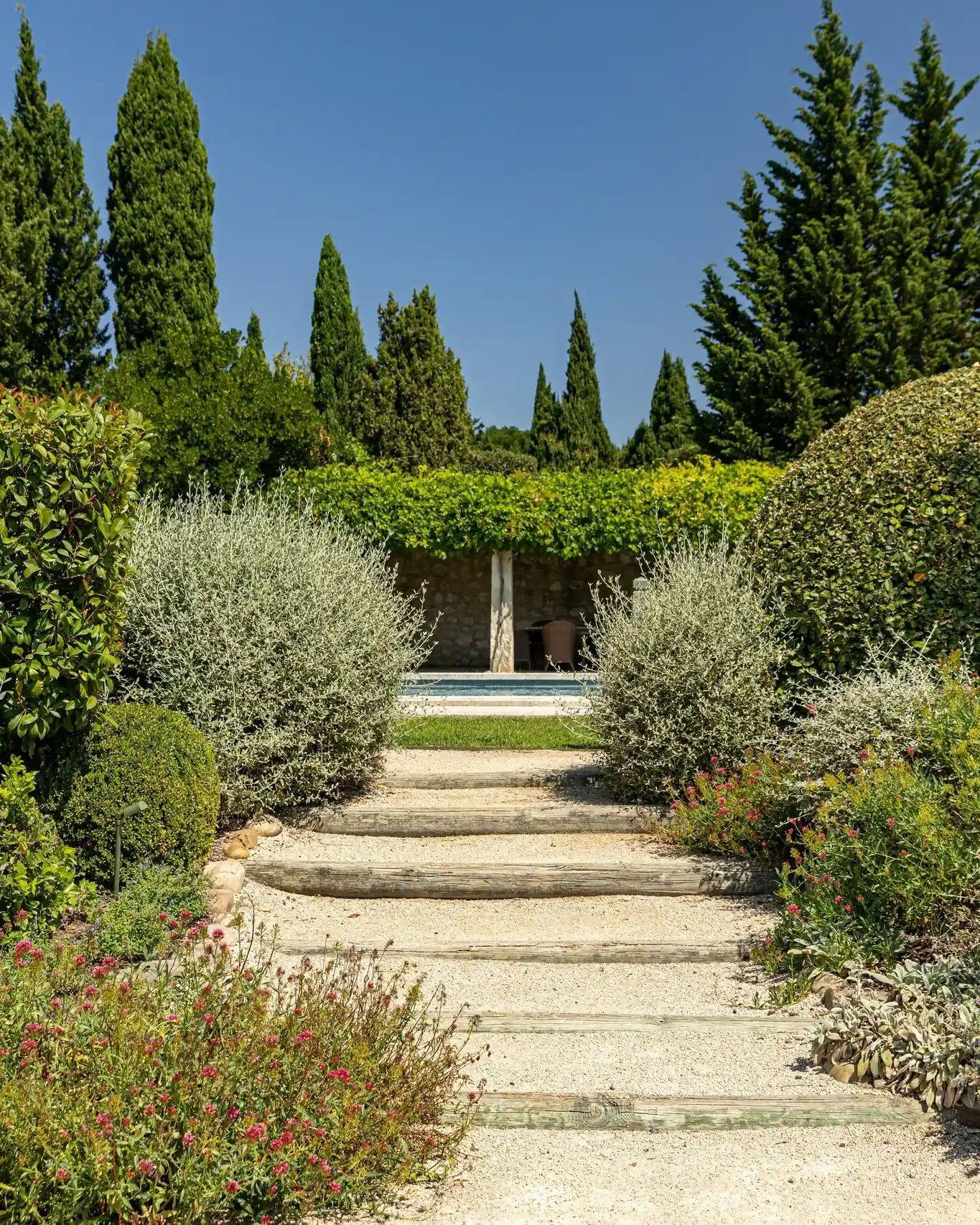 Réalisation paysagiste Saint-Rémy-de-Provence 51